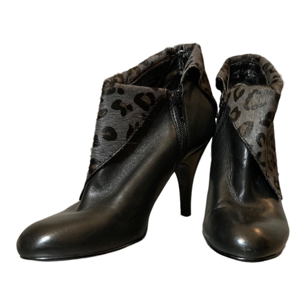Nine West Black Leopard Print Cow Leather Ankle Low Heel Booties Size : 8.5M